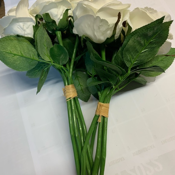 Artifical flower - Picture 3 of 5